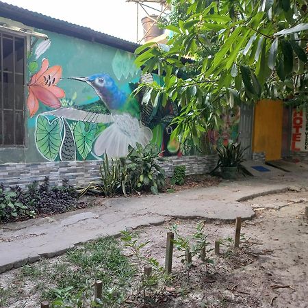 Aparta-Refugio El Retiro Verde Летисия Экстерьер фото